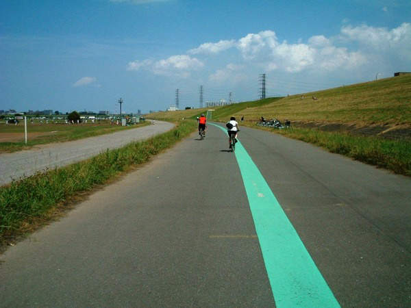 河口から35kmは道幅が広い